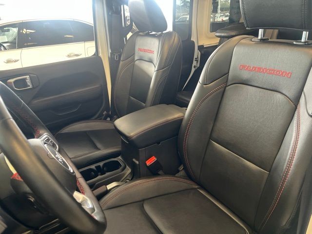 Jeep Wrangler Vehicle Full-screen Gallery Image 04