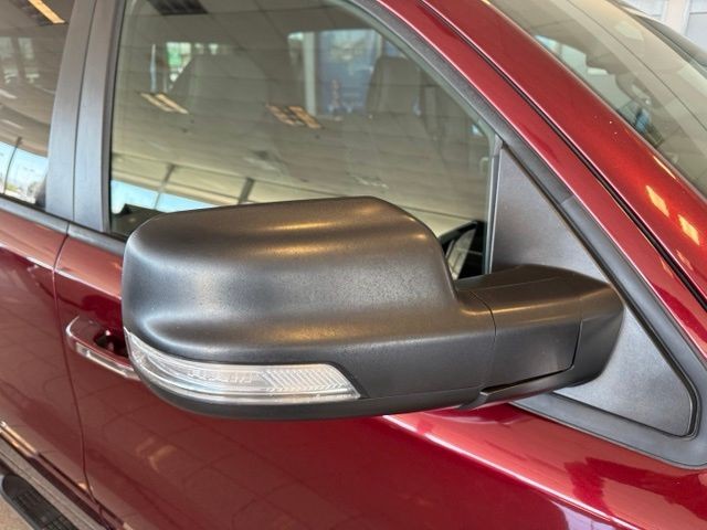 Ram 1500 Vehicle Full-screen Gallery Image 15