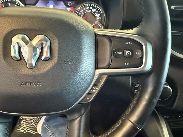 Ram 1500 Vehicle Full-screen Gallery Image 20