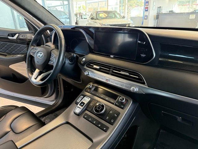 Hyundai Palisade Vehicle Full-screen Gallery Image 04