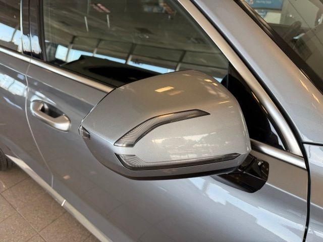 Hyundai Palisade Vehicle Full-screen Gallery Image 11