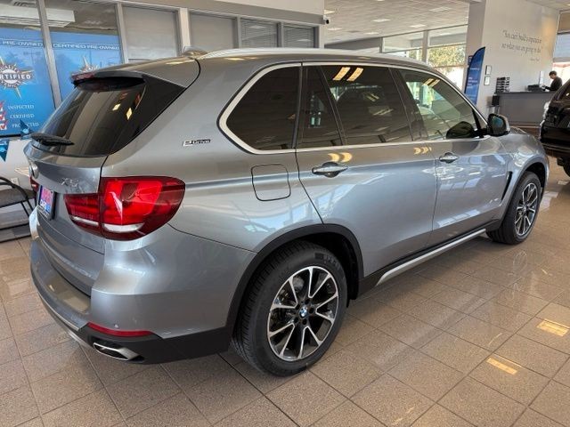 BMW X5 Vehicle Full-screen Gallery Image 07