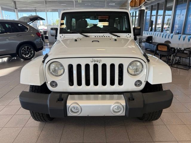 Jeep Wrangler Unlimited Vehicle Full-screen Gallery Image 07