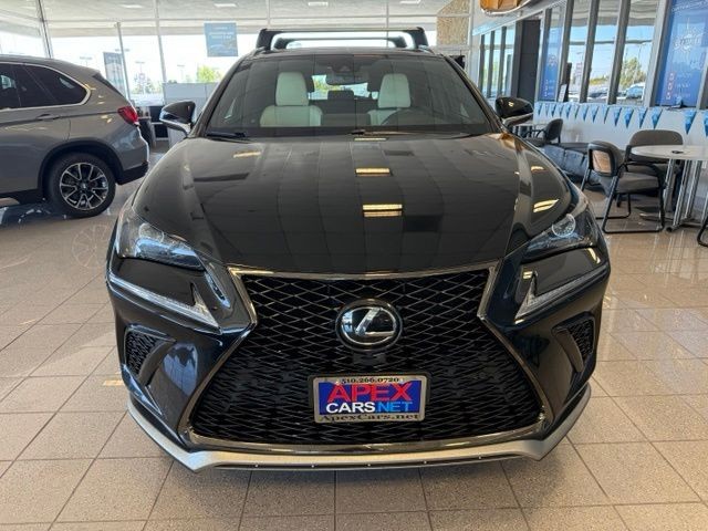 Lexus NX Vehicle Full-screen Gallery Image 07