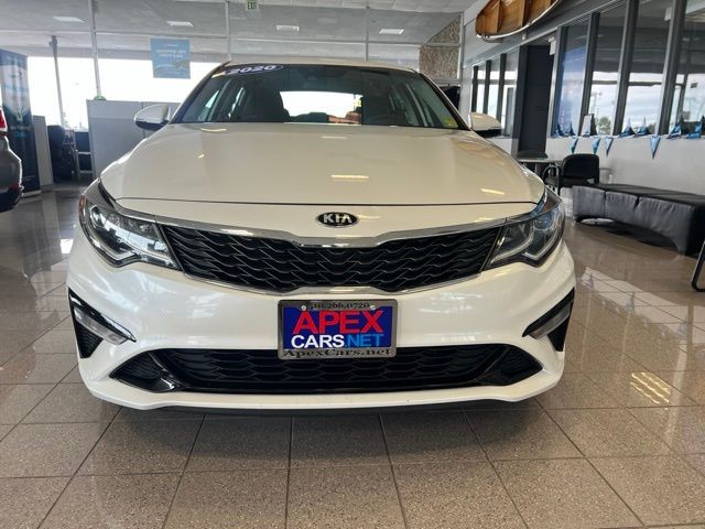 Kia Optima Vehicle Full-screen Gallery Image 18