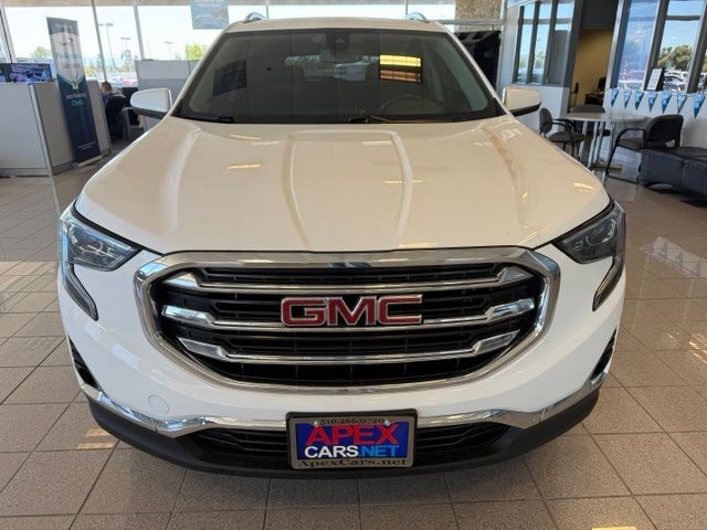 GMC Terrain Vehicle Full-screen Gallery Image 10