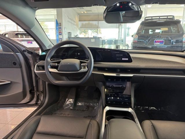 Lucid Air Vehicle Full-screen Gallery Image 03