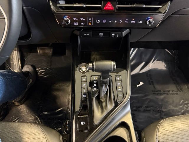 Kia Niro Vehicle Full-screen Gallery Image 17