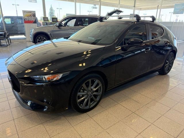 Mazda Mazda3 Hatchback Vehicle Full-screen Gallery Image 06
