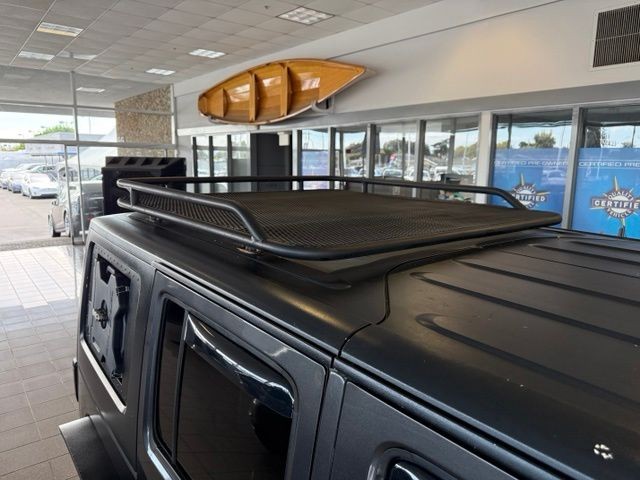 Jeep Wrangler Unlimited Vehicle Full-screen Gallery Image 10