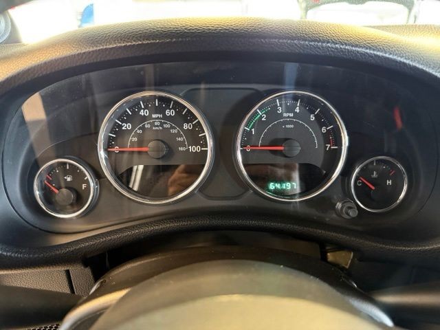 Jeep Wrangler Unlimited Vehicle Full-screen Gallery Image 15