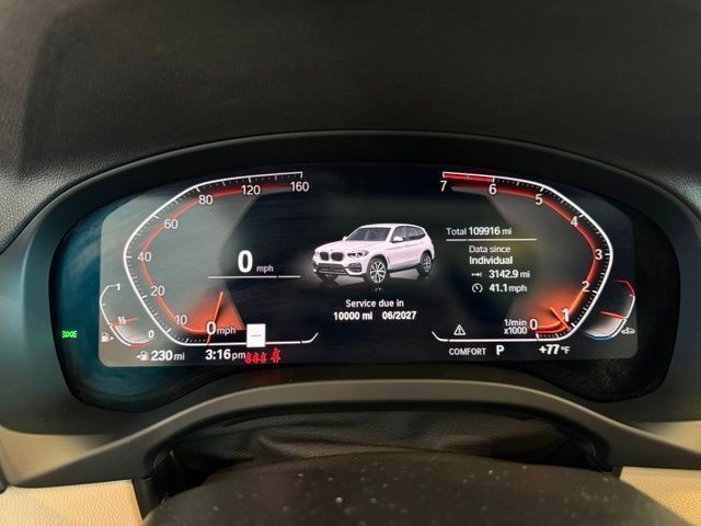BMW X3 Vehicle Full-screen Gallery Image 14