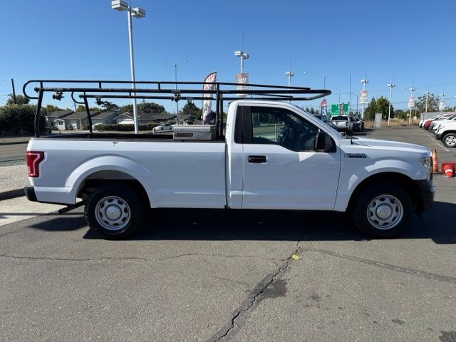 Ford F-150 Vehicle Full-screen Gallery Image 02