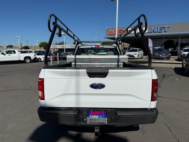 Ford F-150 Vehicle Full-screen Gallery Image 04
