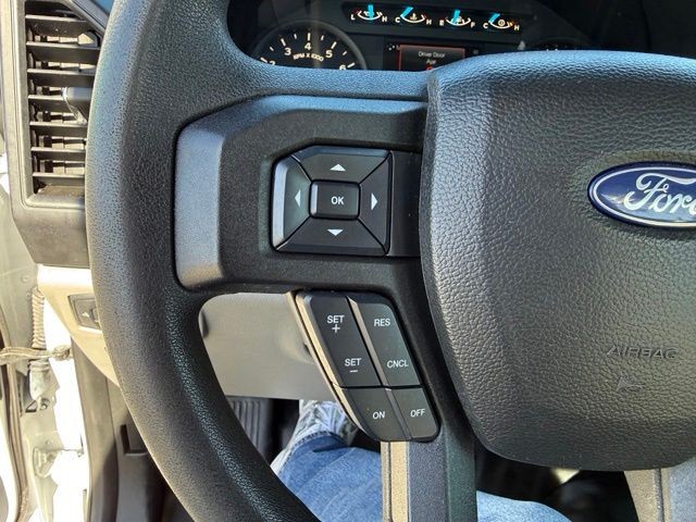 Ford F-150 Vehicle Full-screen Gallery Image 20