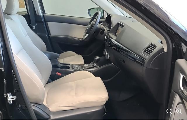 Mazda CX-5 Vehicle Full-screen Gallery Image 03