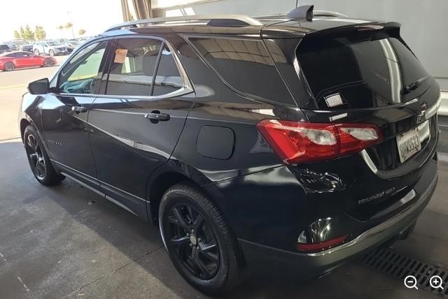 Chevrolet Equinox Vehicle Full-screen Gallery Image 02