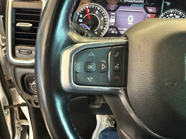 Ram 1500 Vehicle Full-screen Gallery Image 16