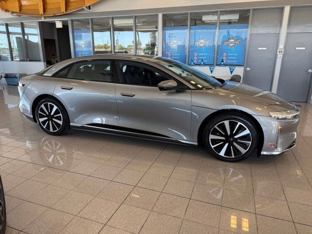 Lucid Air Vehicle Full-screen Gallery Image 03