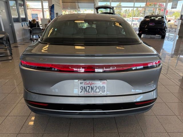 Lucid Air Vehicle Full-screen Gallery Image 05