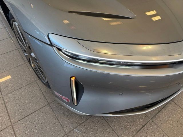 Lucid Air Vehicle Full-screen Gallery Image 10