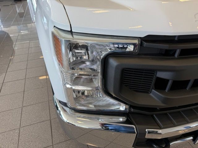 Ford Super Duty F-250 SRW Vehicle Full-screen Gallery Image 10