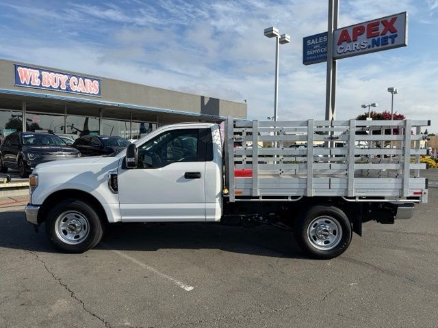 Ford F-350SD Vehicle Full-screen Gallery Image 08