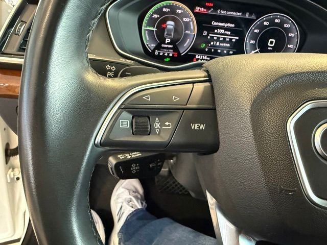 Audi Q5 Vehicle Full-screen Gallery Image 17