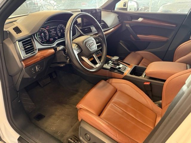 Audi Q5 Vehicle Full-screen Gallery Image 20