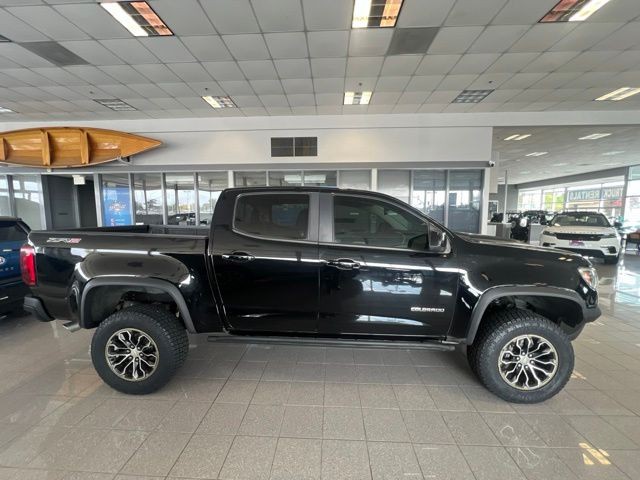 Chevrolet Colorado Vehicle Full-screen Gallery Image 03