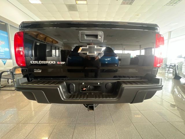 Chevrolet Colorado Vehicle Full-screen Gallery Image 07