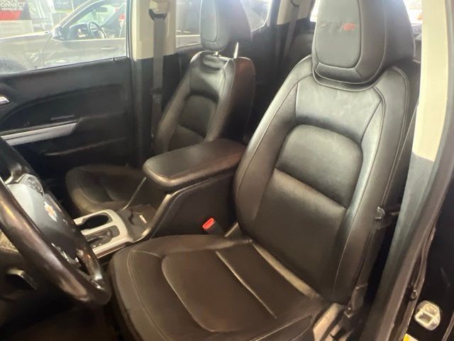 Chevrolet Colorado Vehicle Full-screen Gallery Image 14