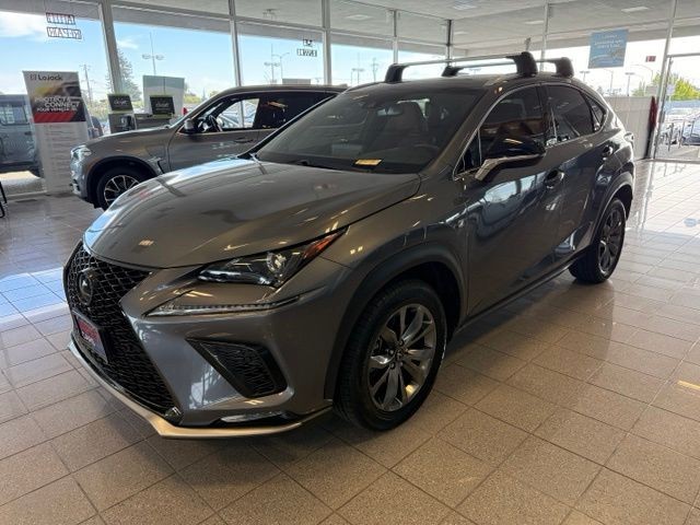 Lexus NX Vehicle Full-screen Gallery Image 07