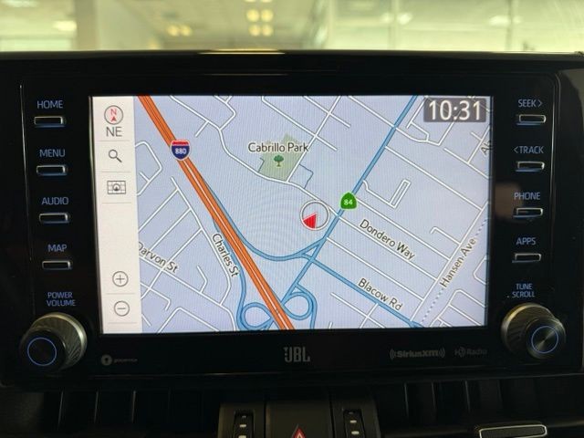 Toyota RAV4 Hybrid Vehicle Full-screen Gallery Image 16