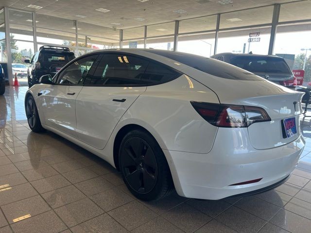 Tesla Model 3 Vehicle Full-screen Gallery Image 14