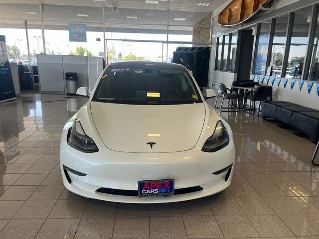 Tesla Model 3 Vehicle Full-screen Gallery Image 19