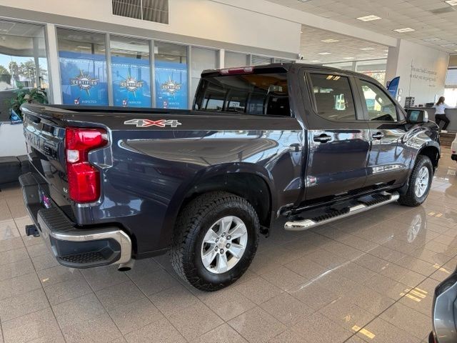 Chevrolet Silverado 1500 Vehicle Full-screen Gallery Image 04