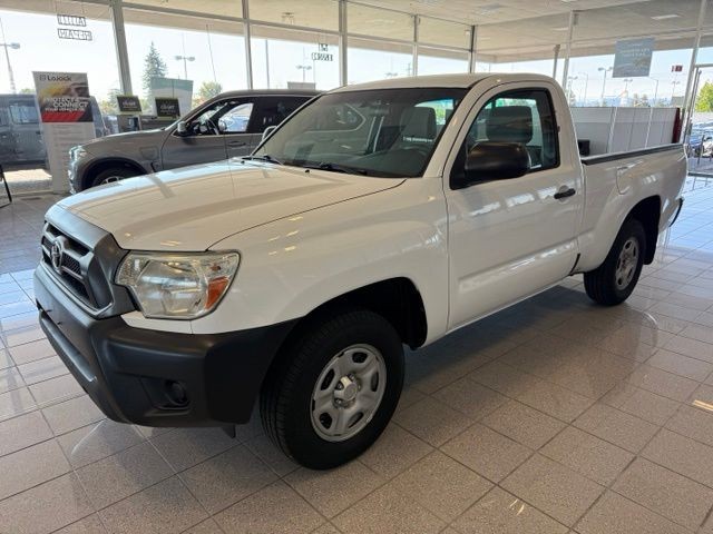 Toyota Tacoma Vehicle Full-screen Gallery Image 07