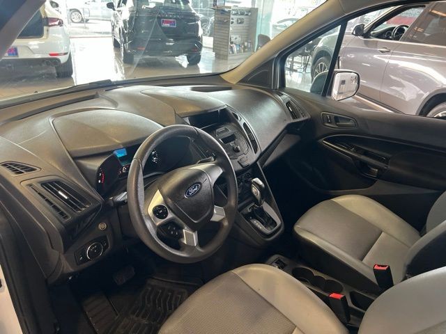 Ford Transit Connect Van Vehicle Full-screen Gallery Image 16