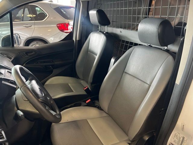 Ford Transit Connect Van Vehicle Full-screen Gallery Image 17