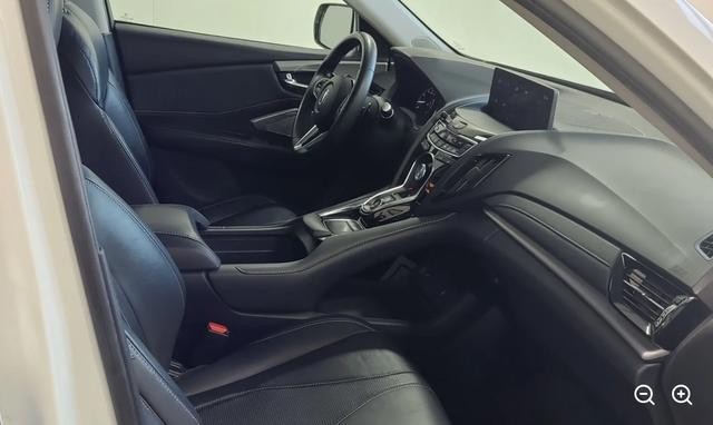 Acura RDX Vehicle Full-screen Gallery Image 03