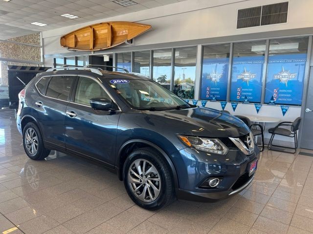 Nissan Rogue Vehicle Full-screen Gallery Image 06