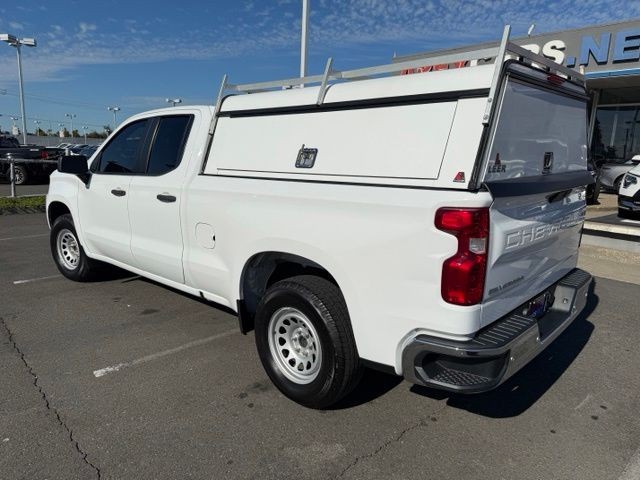 Chevrolet Silverado 1500 Vehicle Full-screen Gallery Image 06