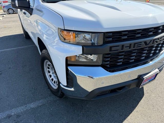 Chevrolet Silverado 1500 Vehicle Full-screen Gallery Image 10