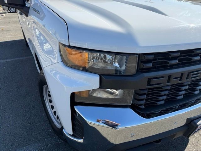 Chevrolet Silverado 1500 Vehicle Full-screen Gallery Image 11