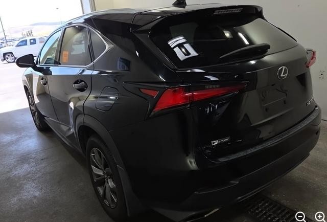 Lexus NX Vehicle Full-screen Gallery Image 04