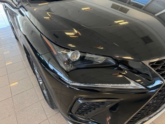 Lexus NX Vehicle Full-screen Gallery Image 10