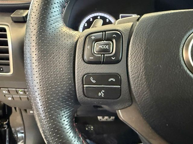 Lexus NX Vehicle Full-screen Gallery Image 20