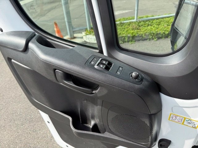 Ram ProMaster Cargo Van Vehicle Full-screen Gallery Image 17