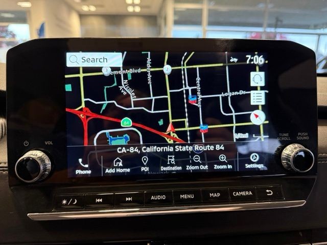 Mitsubishi Outlander PHEV Vehicle Full-screen Gallery Image 15